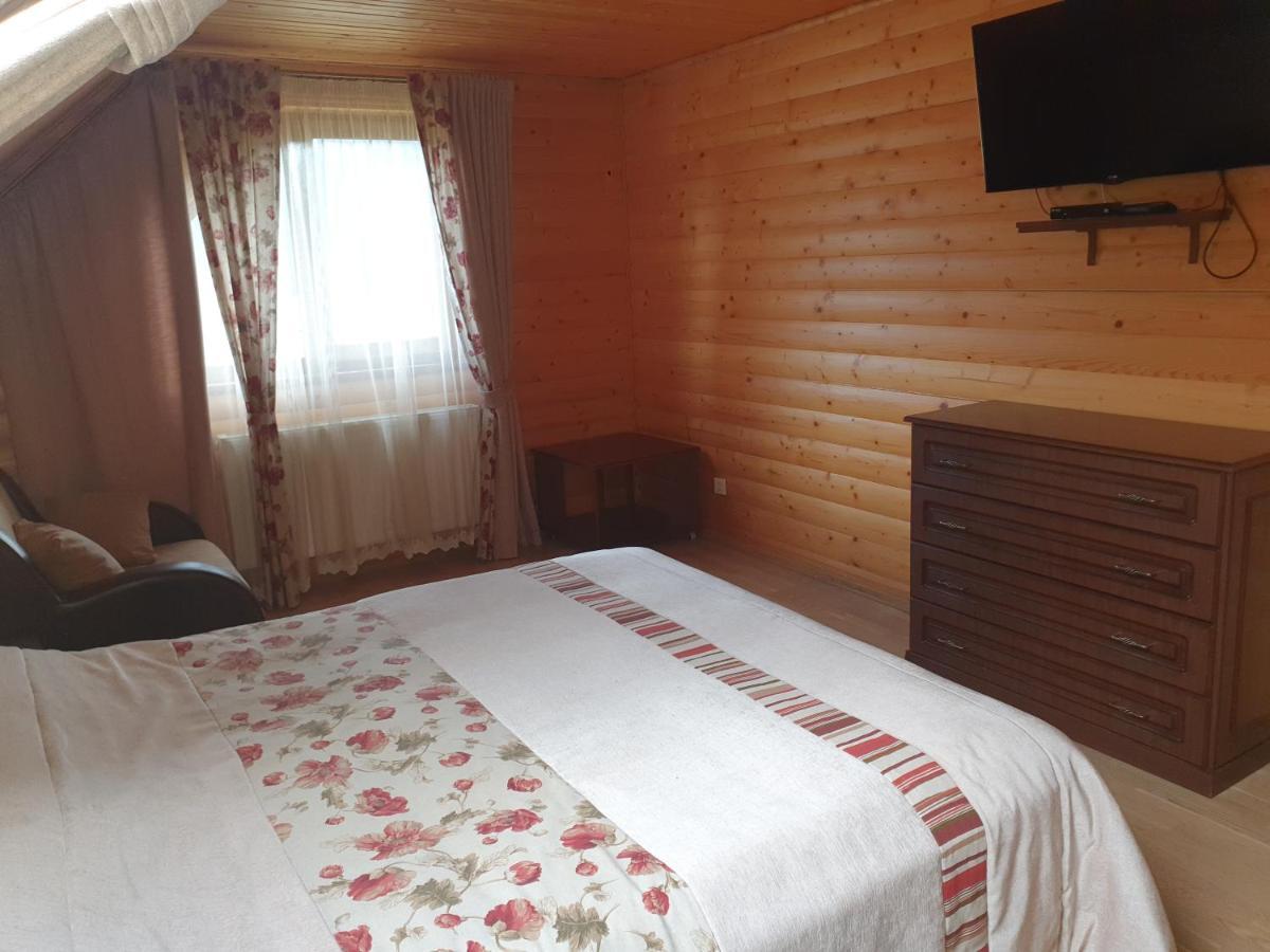 Chalet 888 Cottages Palyanytsya Exterior foto